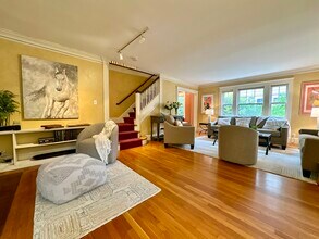 37 Pondview Ave in Boston, MA - Building Photo - Building Photo