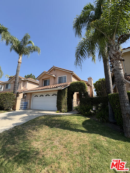 property at 24715 Cll Largo