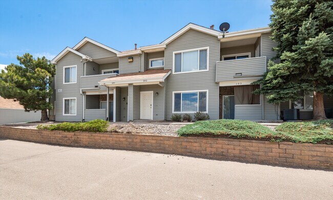 property at 905 S Zeno Way
