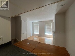 3-103 Everson Dr in Toronto, ON - Building Photo - Building Photo