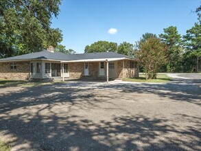 12879 State Hwy 64 in Ben Wheeler, TX - Building Photo - Building Photo