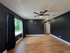 1921 Harvey St in McAllen, TX - Building Photo - Building Photo