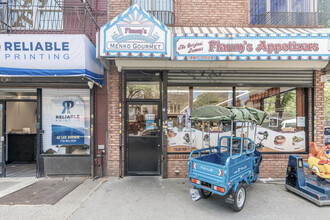 40 Lee Ave in Brooklyn, NY - Foto de edificio - Building Photo