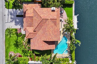 923 Dogwood Dr in Delray Beach, FL - Building Photo - Building Photo