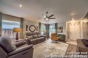 9811 Sandlet Trail in San Antonio, TX - Building Photo - Building Photo