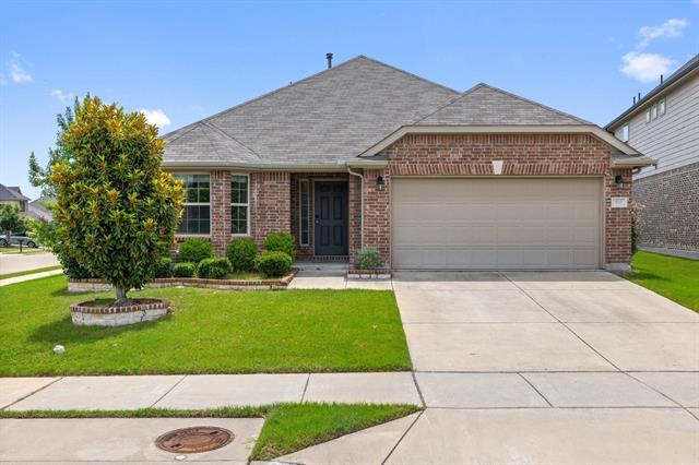 property at 920 Kinghaven Dr