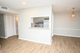 3730 Fairfield Ave, Unit 234 in Shreveport, LA - Building Photo - Building Photo