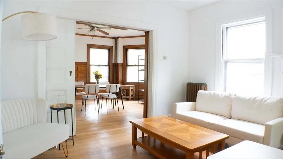 12 Naples Rd in Brookline, MA - Building Photo