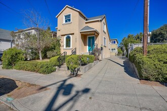 1633 Stuart St in Berkeley, CA - Building Photo - Primary Photo