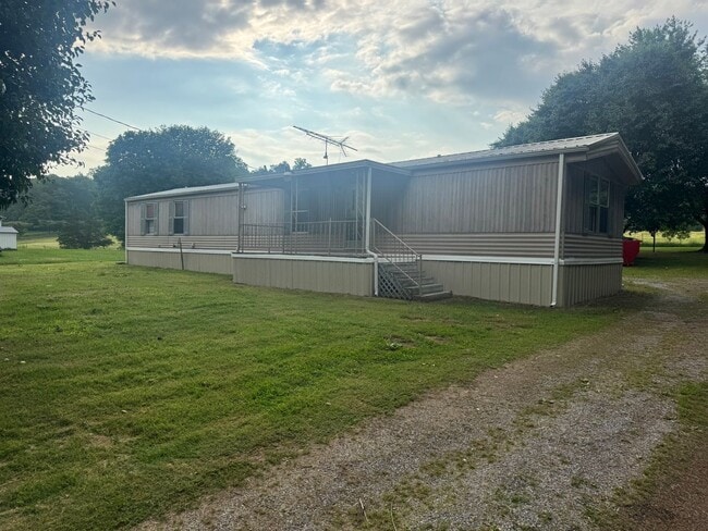 property at 98 Harold Cemetery Rd