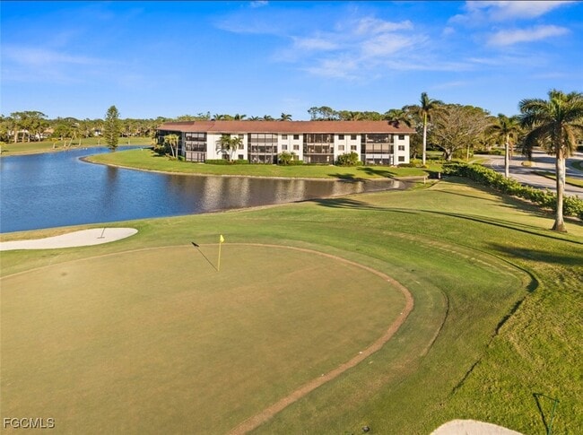 property at 413 Augusta Blvd