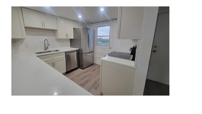 5700 NW 2nd Ave, Unit 710 in Boca Raton, FL - Building Photo - Building Photo