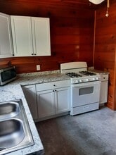 1852 Ward Rd in Bloomfield Township, MI - Building Photo - Building Photo