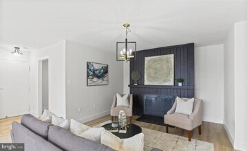 10580 Cross Fox Ln in Columbia, MD - Building Photo - Building Photo