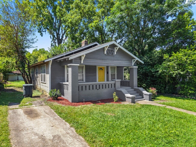 property at 3915 41st Ave N