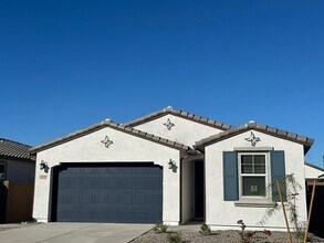 3228 W Morning Vista Ln in Phoenix, AZ - Building Photo - Building Photo