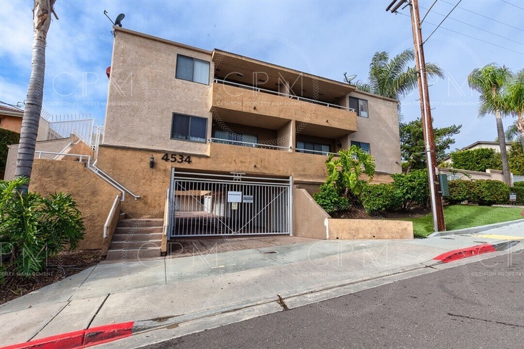 4534 60th St in San Diego, CA - Building Photo