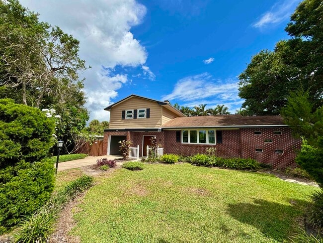 320 Kenzel Ct