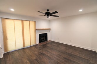 2900 Heathstead Place in Charlotte, NC - Building Photo - Building Photo
