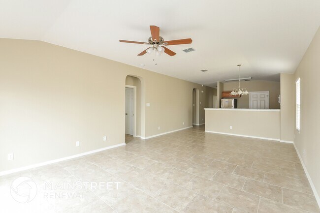 6826 Loma Secca in San Antonio, TX - Foto de edificio - Building Photo