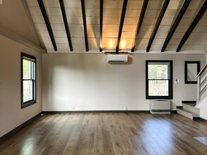 1013 Wildcat Rd in Deep Gap, NC - Building Photo - Building Photo