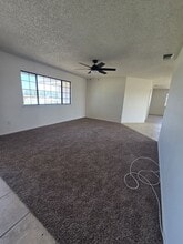 6695 Kent Ave in Hanford, CA - Building Photo - Building Photo