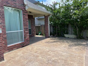 12423 Ashford Hollow Dr in Sugar Land, TX - Building Photo - Building Photo