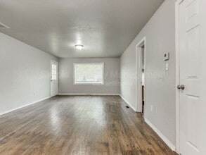 1800 Hampton Rd in Del City, OK - Building Photo - Building Photo