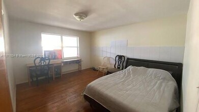 1843 Wiley St, Unit 1 in Hollywood, FL - Building Photo - Building Photo