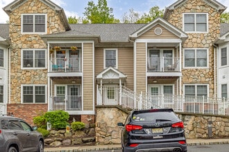 Rocky Hill Condominiums in Butler, NJ - Building Photo - Building Photo