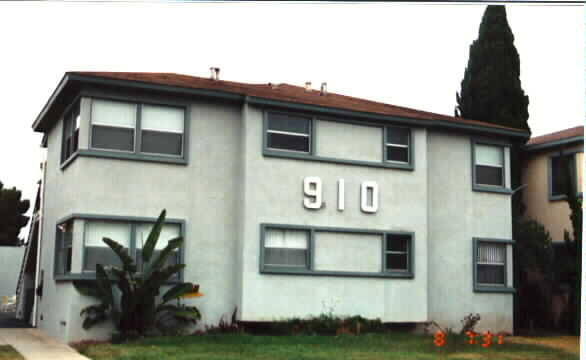 910 E Imperial Ave in El Segundo, CA - Building Photo - Building Photo