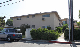 827 W Duarte Rd Apartments