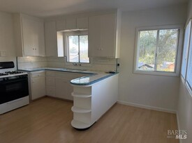 927 Champion Ln in Deer Park, CA - Building Photo