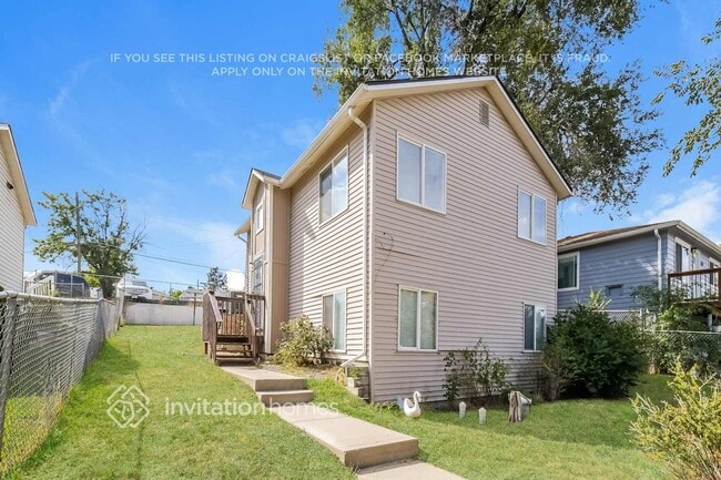 1850 W Mosier Pl in Denver, CO - Foto de edificio - Building Photo