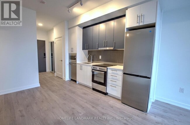 9763 Markham Rd in Markham, ON - Building Photo - Building Photo