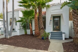 908 Victoria Ave, Unit 908 in Venice, CA - Building Photo