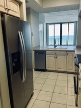 275 1st St S, Unit 702 in Jacksonville Beach, FL - Building Photo - Building Photo