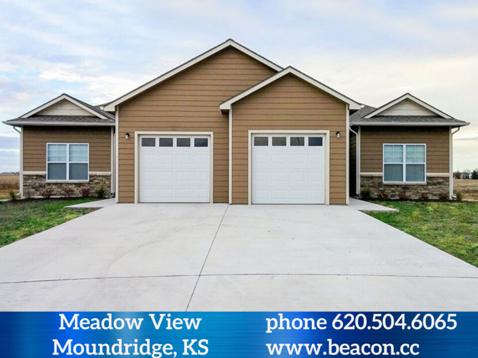 Meadow View Residences in Moundridge, KS - Building Photo