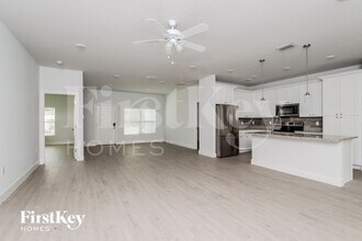 543 Waterside Rd SE in Palm Bay, FL - Building Photo - Building Photo