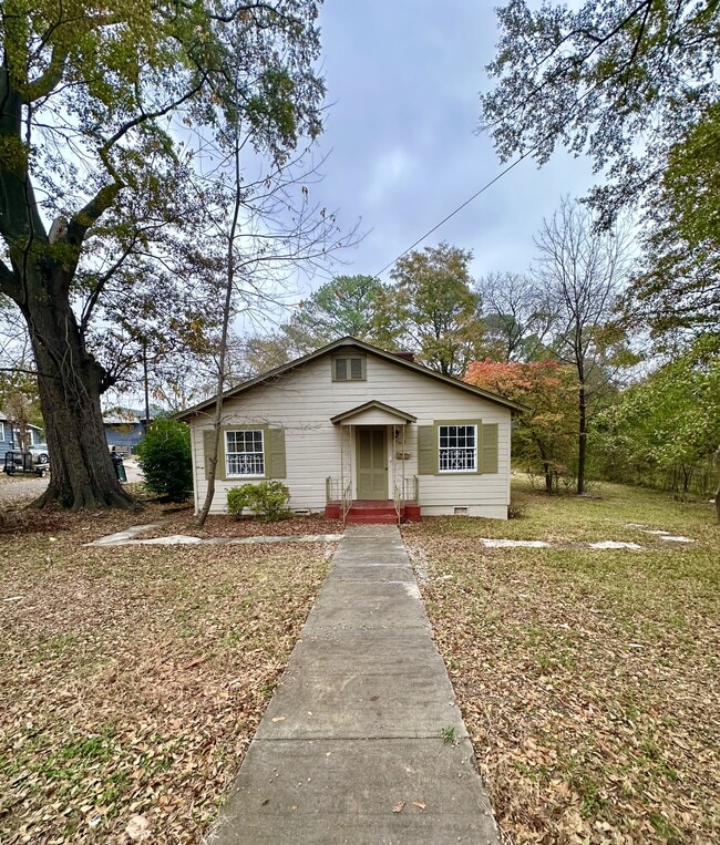 property at 401 Lexington St