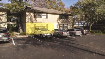 21 Cristina Ct, Unit 6C in St. Augustine, FL - Building Photo