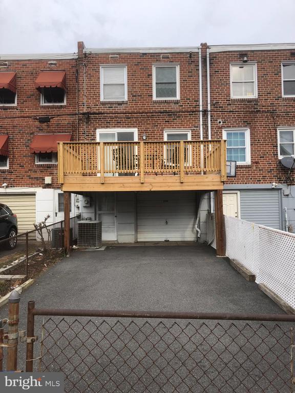 property at 1230 Sycamore Ave