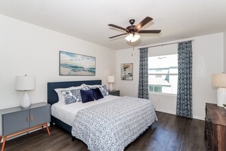 11945 Stoneport Pl in Riverview, FL - Foto de edificio - Building Photo