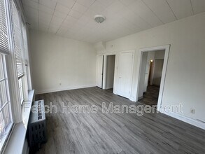 825 Church St in Lebanon, PA - Foto de edificio - Building Photo