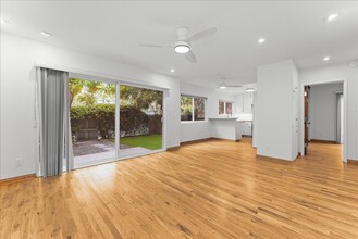 1701 Washington Way, Unit UNIT 05 in Los Angeles, CA - Building Photo - Building Photo