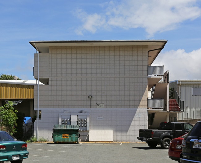 954 Akepo Ln in Honolulu, HI - Foto de edificio - Building Photo