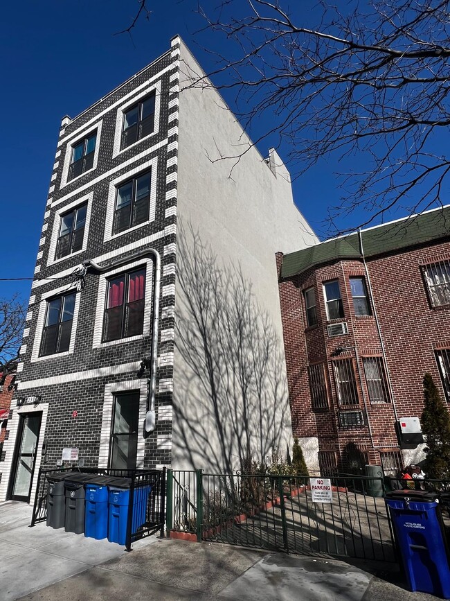 237 Chester St in Brooklyn, NY - Building Photo - Building Photo