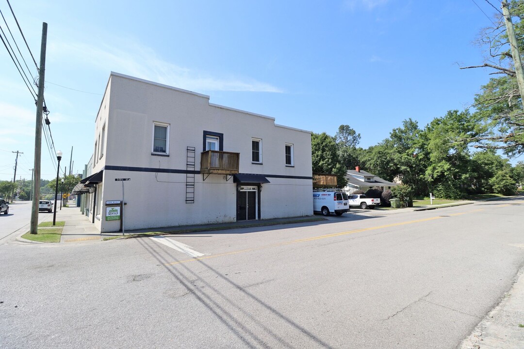 2004 State St in Cayce, SC - Building Photo