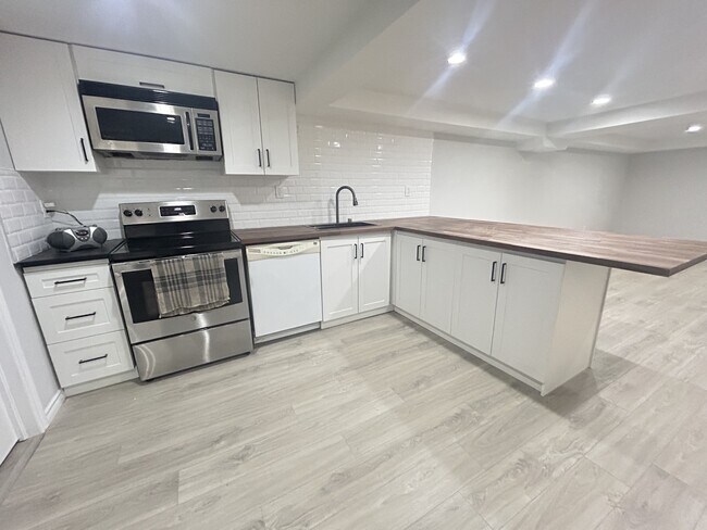 property at 450 Ferguson Ave N
