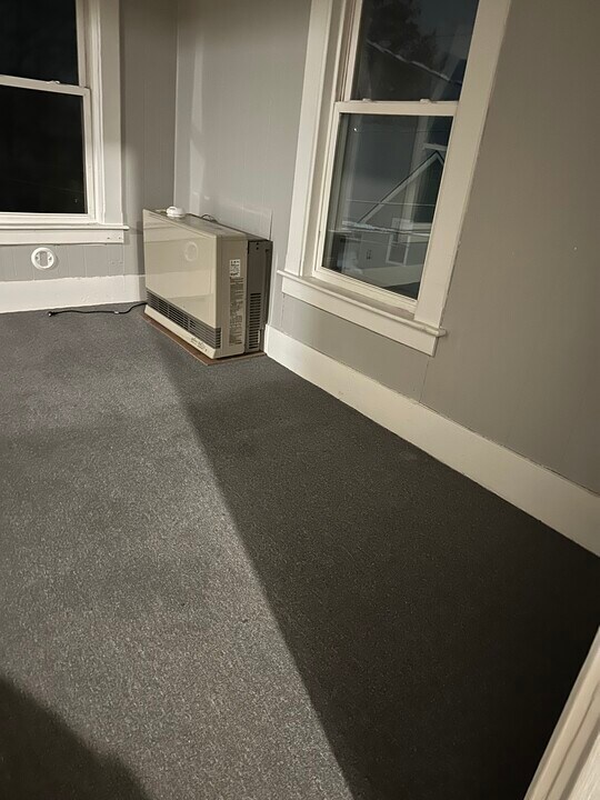 16 Mount Vernon Pl, Unit 1 in Barre, VT - Building Photo